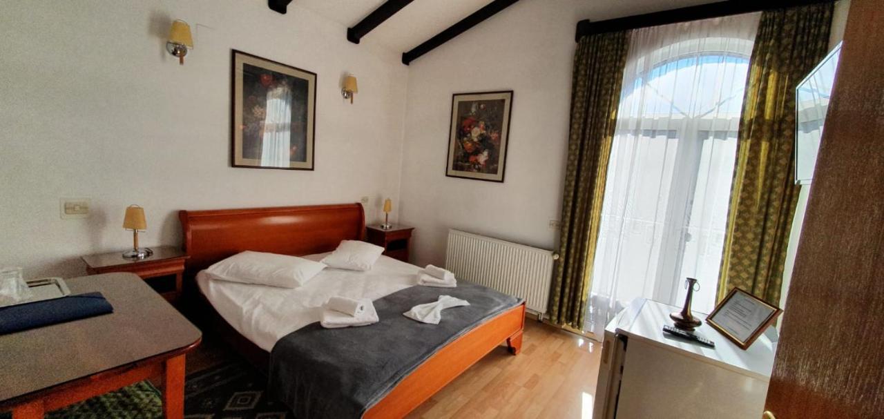 Pensiunea Alpin Predeal Exterior photo