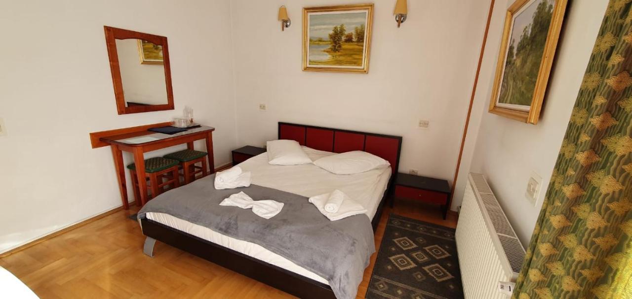 Pensiunea Alpin Predeal Exterior photo