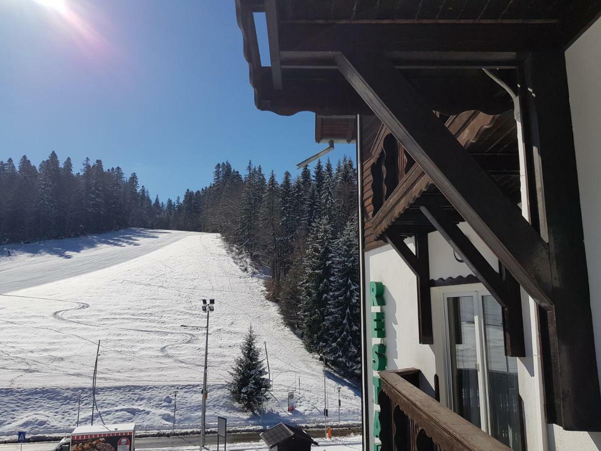 Pensiunea Alpin Predeal Exterior photo