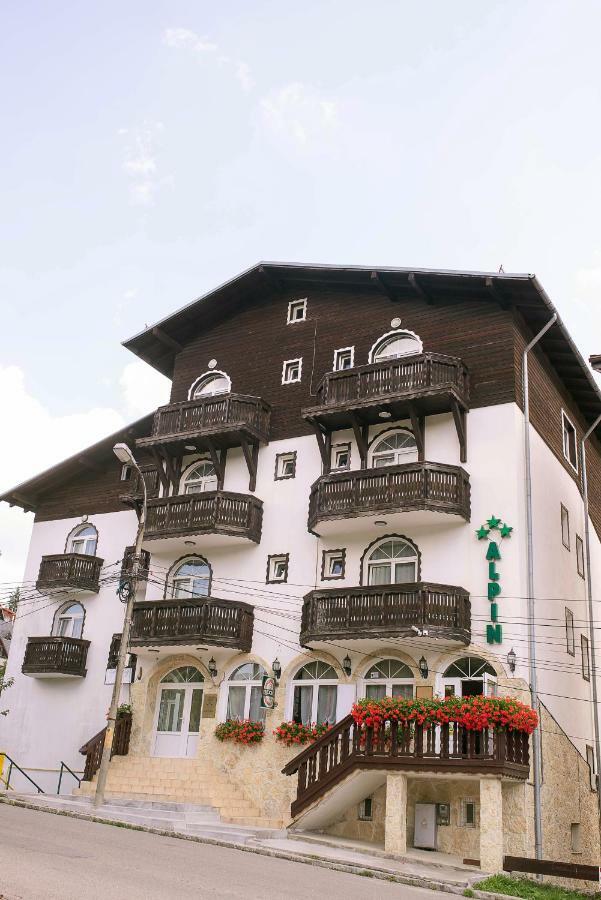 Pensiunea Alpin Predeal Exterior photo